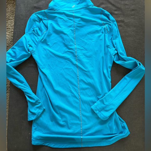 3 for $30 ASICS active quarter zip top jacket - Picture 5 of 5